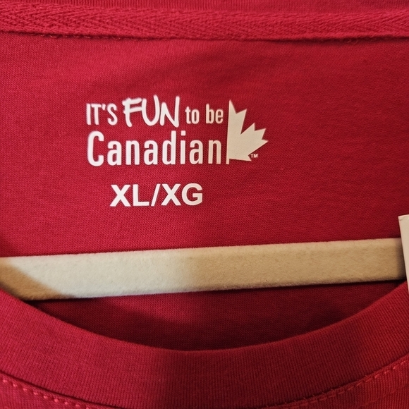 NWT Canada maple leaf red tshirt size XL. - Picture 4 of 6